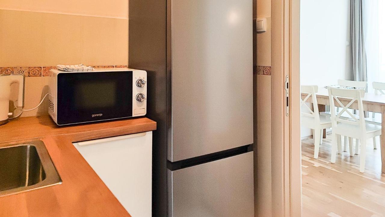 Filinhome Papa Suite 5 Novi Sad Eksteriør billede